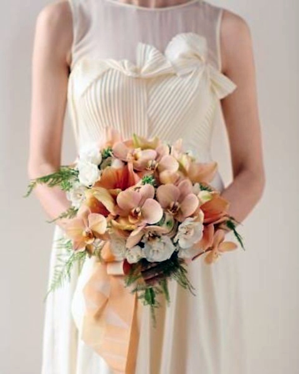 My Wedding Decor in creamy and peach colors