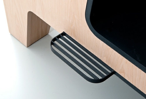 Wood dining - Stand Design Il Treno of Tjep - inspired by old train compartment