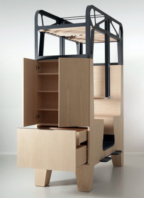 Wood dining - Stand Design Il Treno of Tjep - inspired by old train compartment
