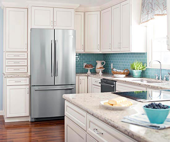 White kitchen cabinets for every taste