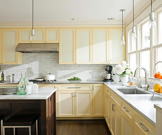 White kitchen cabinets for every taste