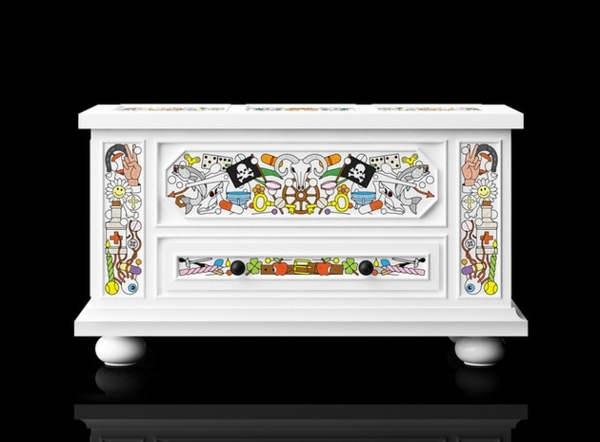 Arts and Crafts - stylish furniture pieces from Moooi