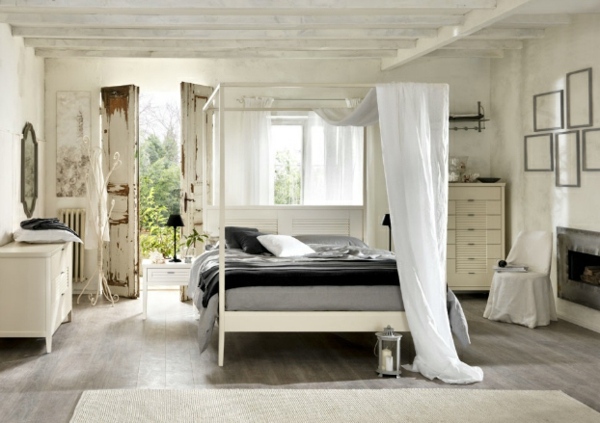 Gorgeous bedroom design with natural flair