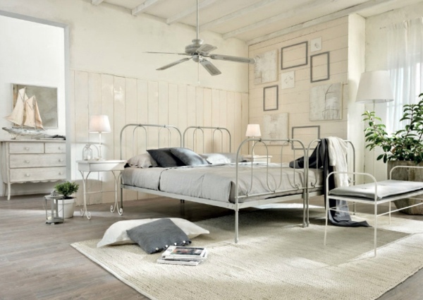 Gorgeous bedroom design with natural flair