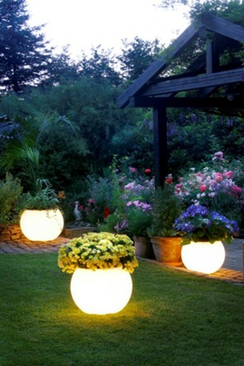 Garden lighting that will make your outdoor area to breathe new life Garden lighting that will make your outdoor area to breathe new life