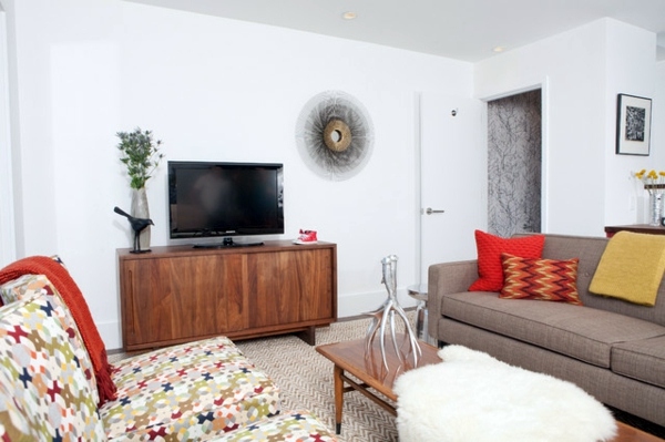 Vintage chic furniture legs in the style of mid-century - Make the move to the elegance!
