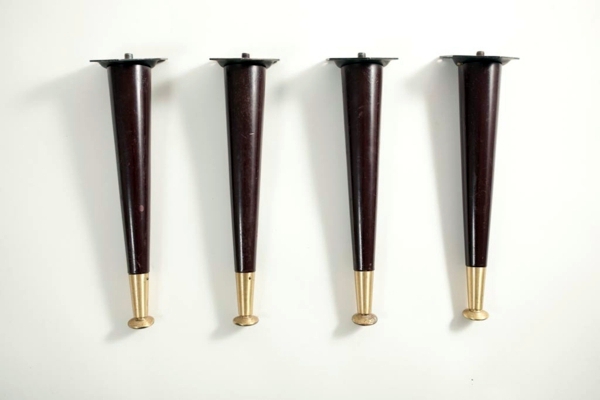 Vintage chic furniture legs in the style of mid-century - Make the move to the elegance!