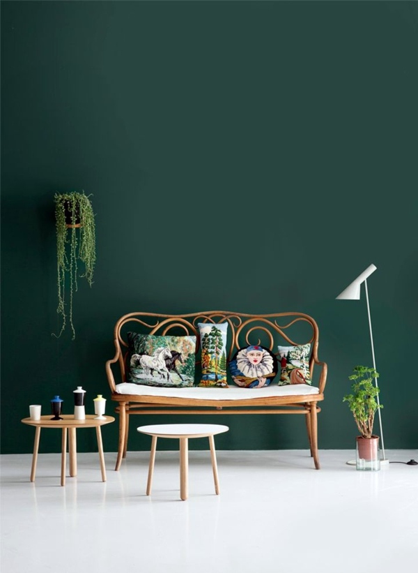 Green wall color – can be reached by a trendy decor | Interior Design