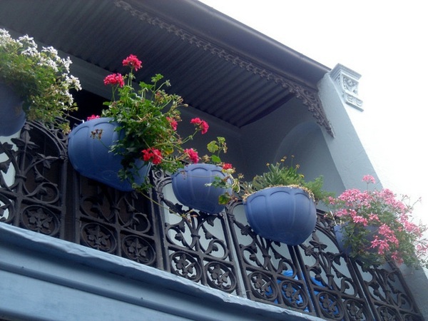 On balcony make hanging garden - Cool ideas for small garden on the balcony On balcony make hanging garden - Cool ideas for small garden on the balcony
