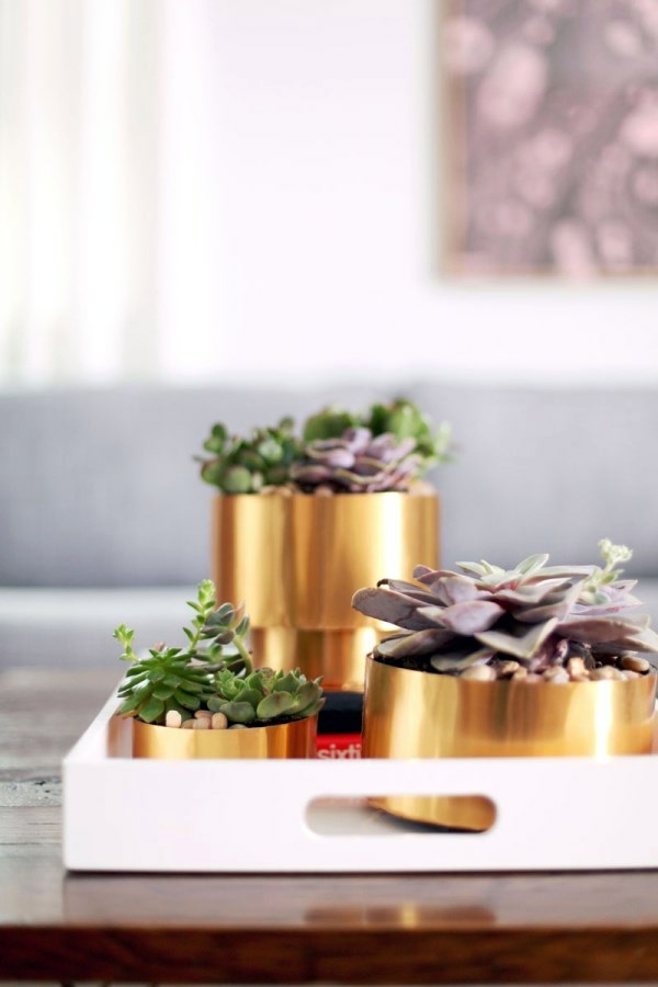 Modern decoration - a striking look to any room