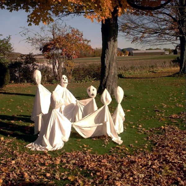 Great garden Halloween decorating ideas Great garden Halloween decorating ideas