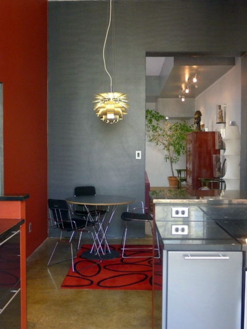 A festival of colors: red color in the kitchen