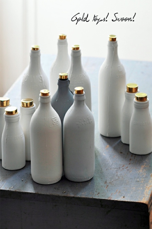 Decorative ceramic figures from Shan Annabelle Valla