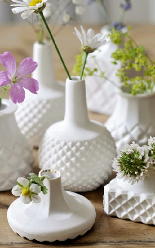 Decorative ceramic figures from Shan Annabelle Valla