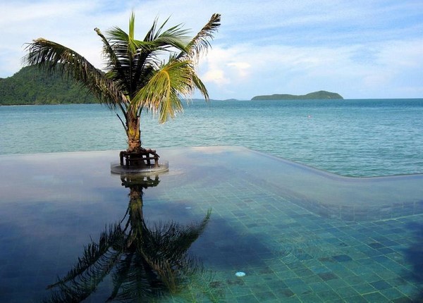 31 spectacular infinity pools that will rock your senses 31 spectacular infinity pools that will rock your senses