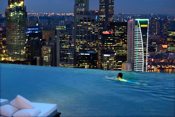 31 spectacular infinity pools that will rock your senses 31 spectacular infinity pools that will rock your senses