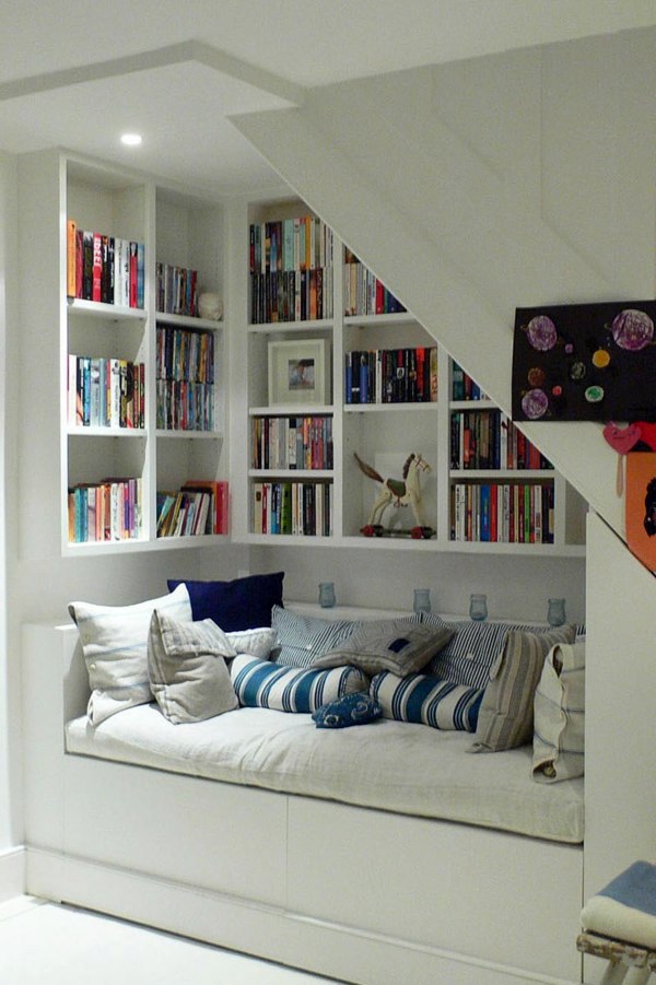 Modern stairs - Practical advice for the use of the area under the stairs