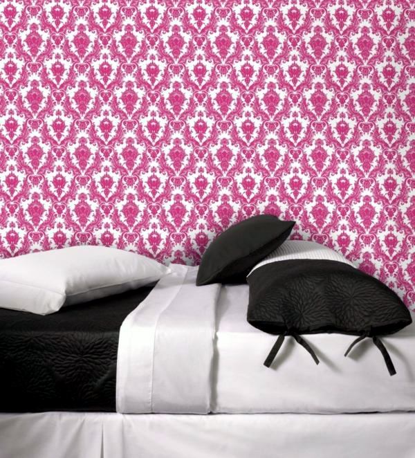 Wall design with wallpaper