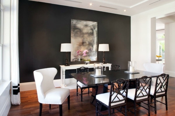 Gray as trendy color for the wall design