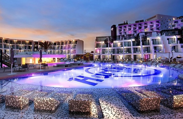 Moderne Architektur - Hard Rock Hotel Ibiza - Tourism and dreams Moderne Architektur - Hard Rock Hotel Ibiza - Tourism and dreams