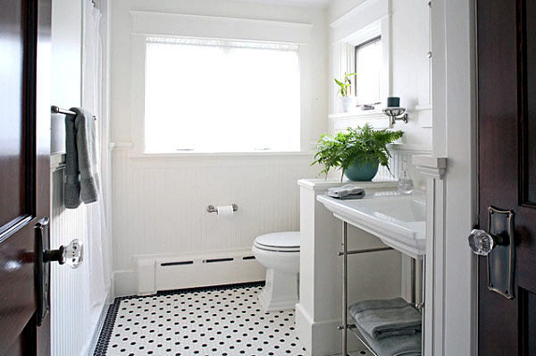 Decorating tips for Small Bathrooms