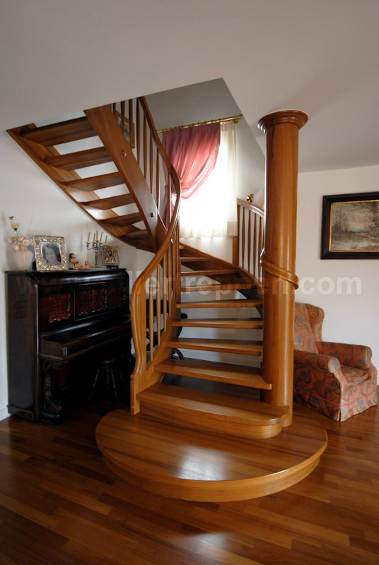 Siller Stairs Gallery - innenausbau & space