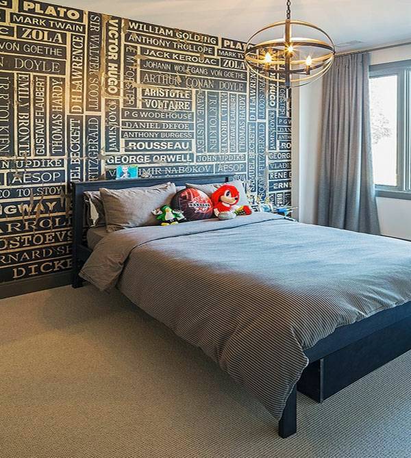 Create creative wall design with letters and writings
