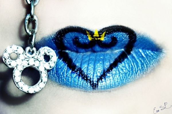 Halloween Makeup by Eva Pernas - Fascinating ideas on how you make up your lips for Halloween