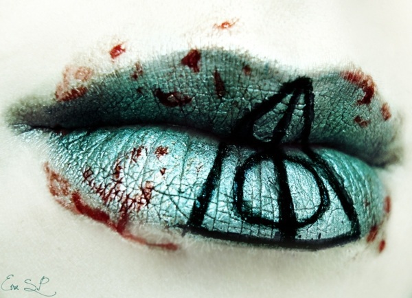 Halloween Makeup by Eva Pernas - Fascinating ideas on how you make up your lips for Halloween