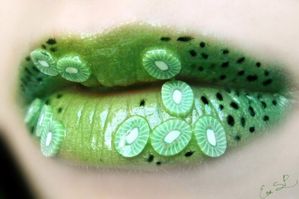 Halloween Makeup by Eva Pernas - Fascinating ideas on how you make up your lips for Halloween