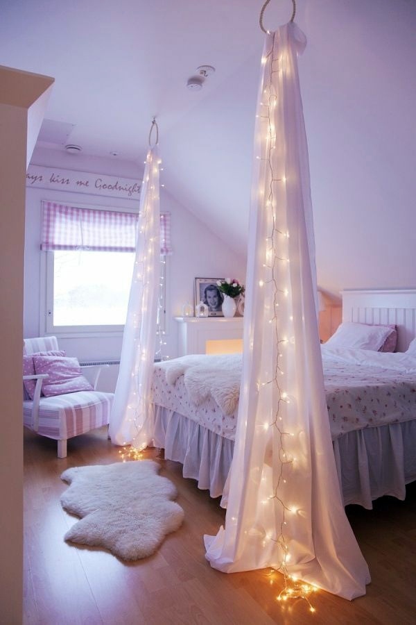 30 Curtains Decoration Examples Dress Up The Windows