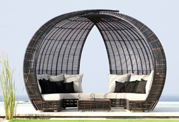 Cool ideas for day bed in the garden - bed of Aqua Source Outdoor