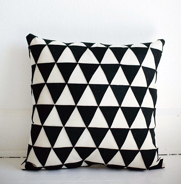 Unusual Home Accessories – DIY ideas for Pillow with cool patterns