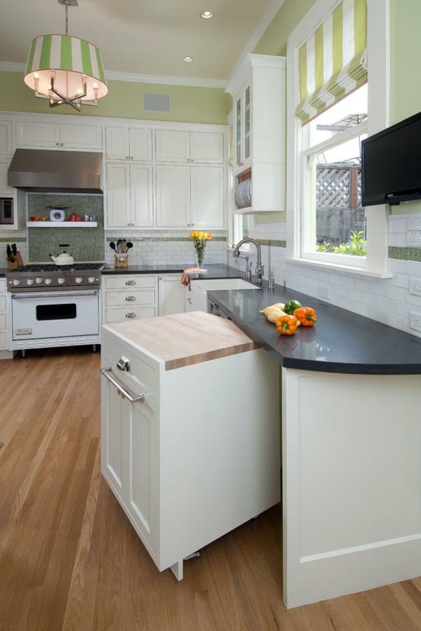 Functional and practical kitchen solutions for small kitchens