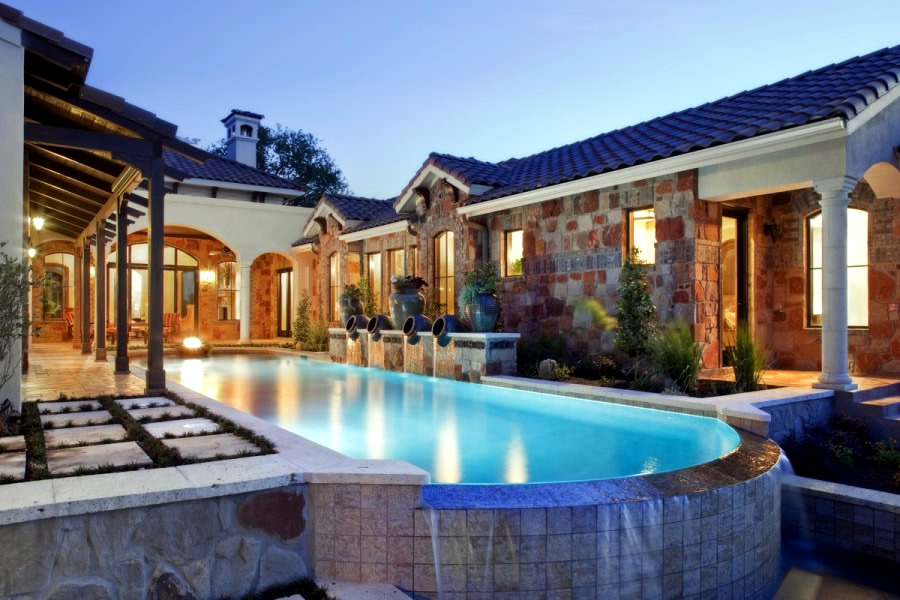 Outdoor living space photos Outdoor living space photos