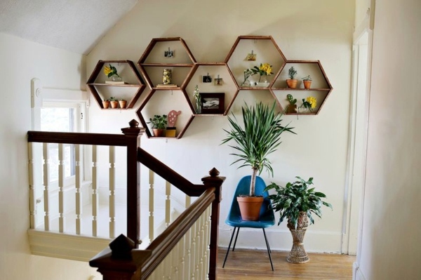 DIY wall shelf honeycomb - creative ideas for your home