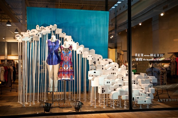 Showcase decorate - Vusual Merchandising at a high level