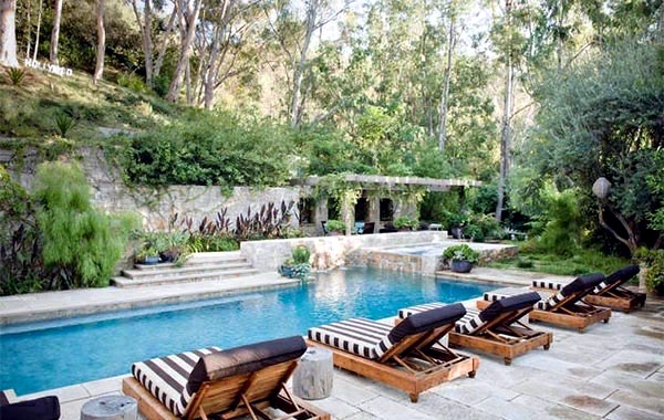 Relax lounge chair by the pool area - 15 ideas for modern lounge furniture Relax lounge chair by the pool area - 15 ideas for modern lounge furniture