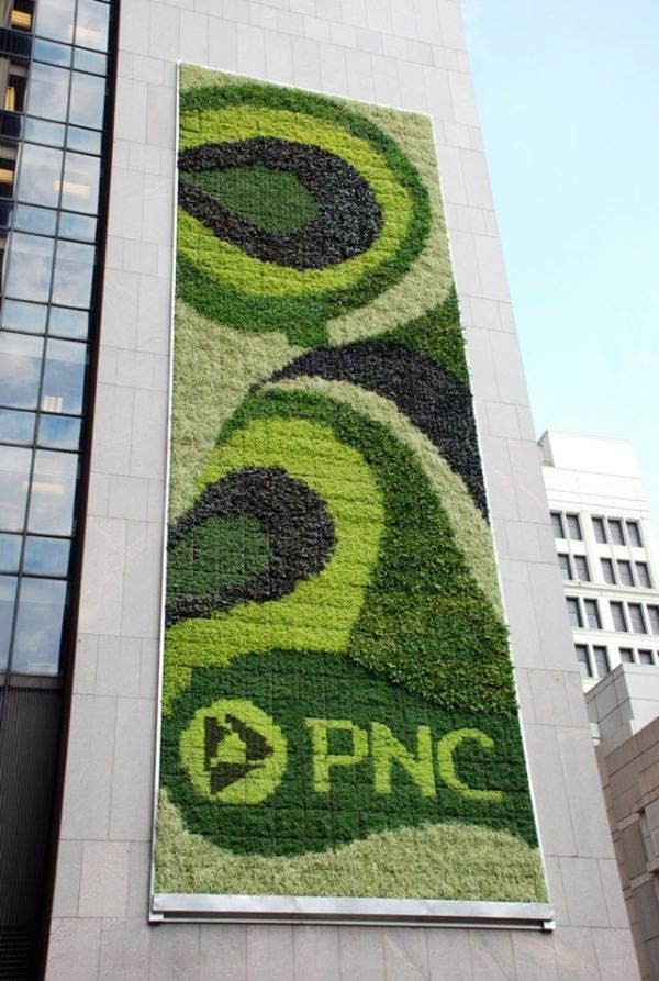 30 Incredible Vertical Gardens and green walls to admire