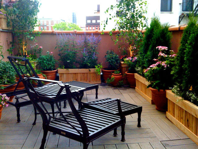 Perfect patio in the garden or on the terrace | Interior Design Ideas | AVSO.ORG