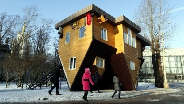 Upside Down House in Russia – amazing sight