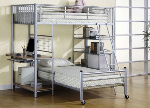 Beautiful metal bunk bed in the nursery of Letti Cosatto