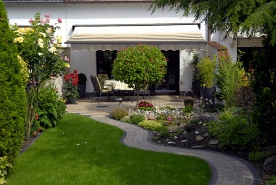Clever landscaping - practical ideas in application