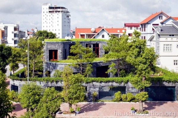 House of Stone With an unconventional design in Vietnam