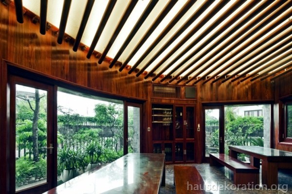House of Stone With an unconventional design in Vietnam House of Stone With an unconventional design in Vietnam