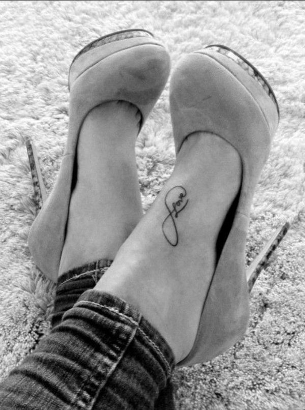 90 Foot Tattoo Ideas - stay stylish in vogue