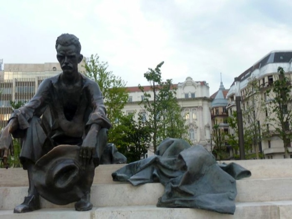 100 Famous works of art - creative sculptures and statues world