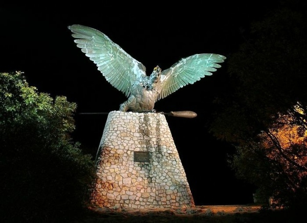 100 Famous works of art - creative sculptures and statues world
