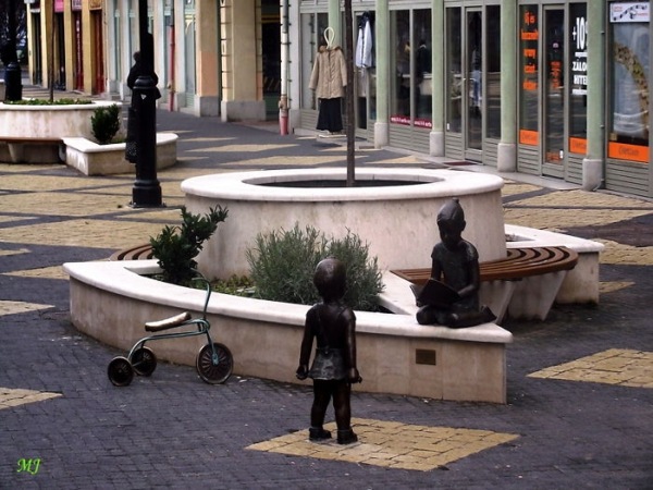 100 Famous works of art - creative sculptures and statues world