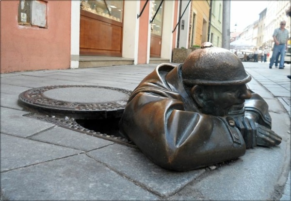 100 Famous Works Of Art Creative Sculptures And Statues World Interior Design Ideas Avso Org As for that famous smile, its enigmatic quality has driven people crazy for centuries. creative sculptures and statues world